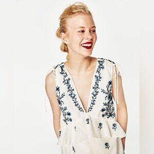 Zara Embroidered Floral Sleeveless Top S
